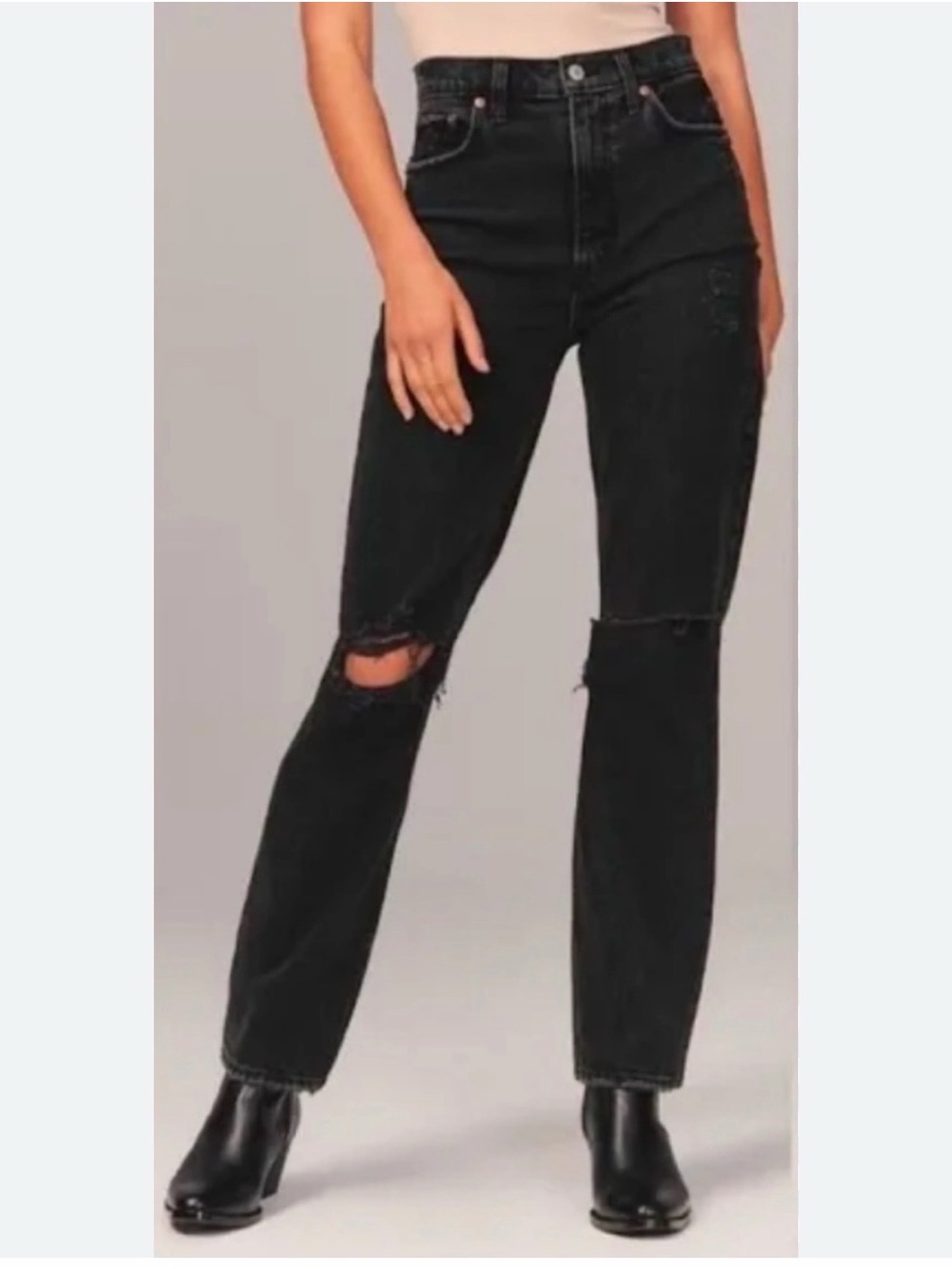 Free people size 25 Classic straight high-waisted jeans in distressed black.